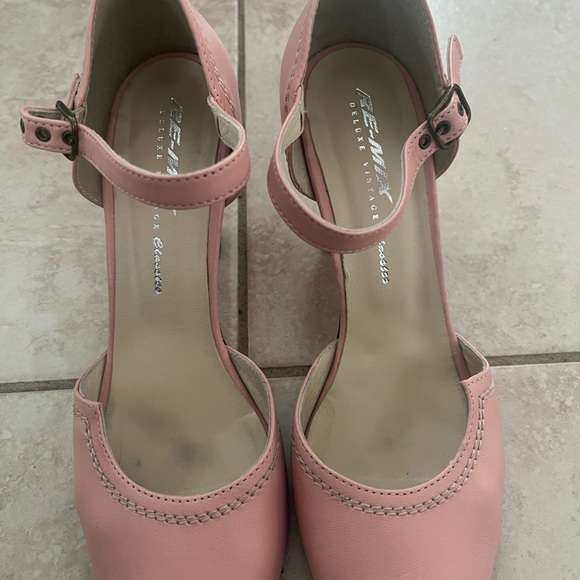 Remix Stella in Pink Rose 7.5 - Picture 6 of 7